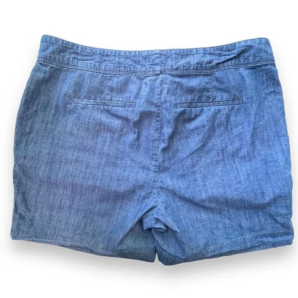 The Limited Women's Highwaisted Buttoned Pockets Tailored Fit Shorts Blue Size 1